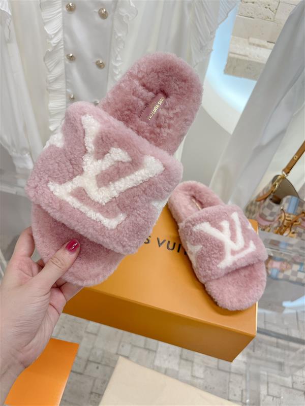 2025126103526943 230